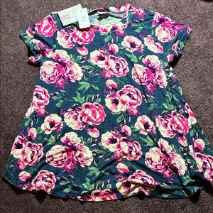 LuLaRoe Womans Medium ERIKA Floral Short Sleeve Tee Flair Fit- Pink Green & Blue